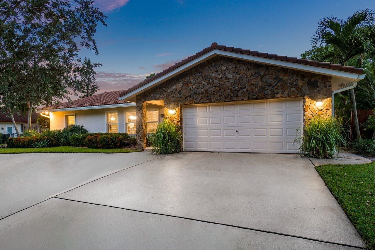 3578 Lakeview Drive