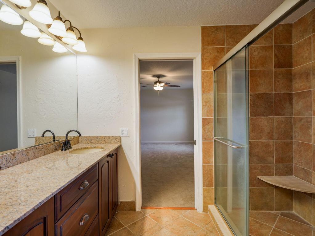 3995 Laurelwood Lane