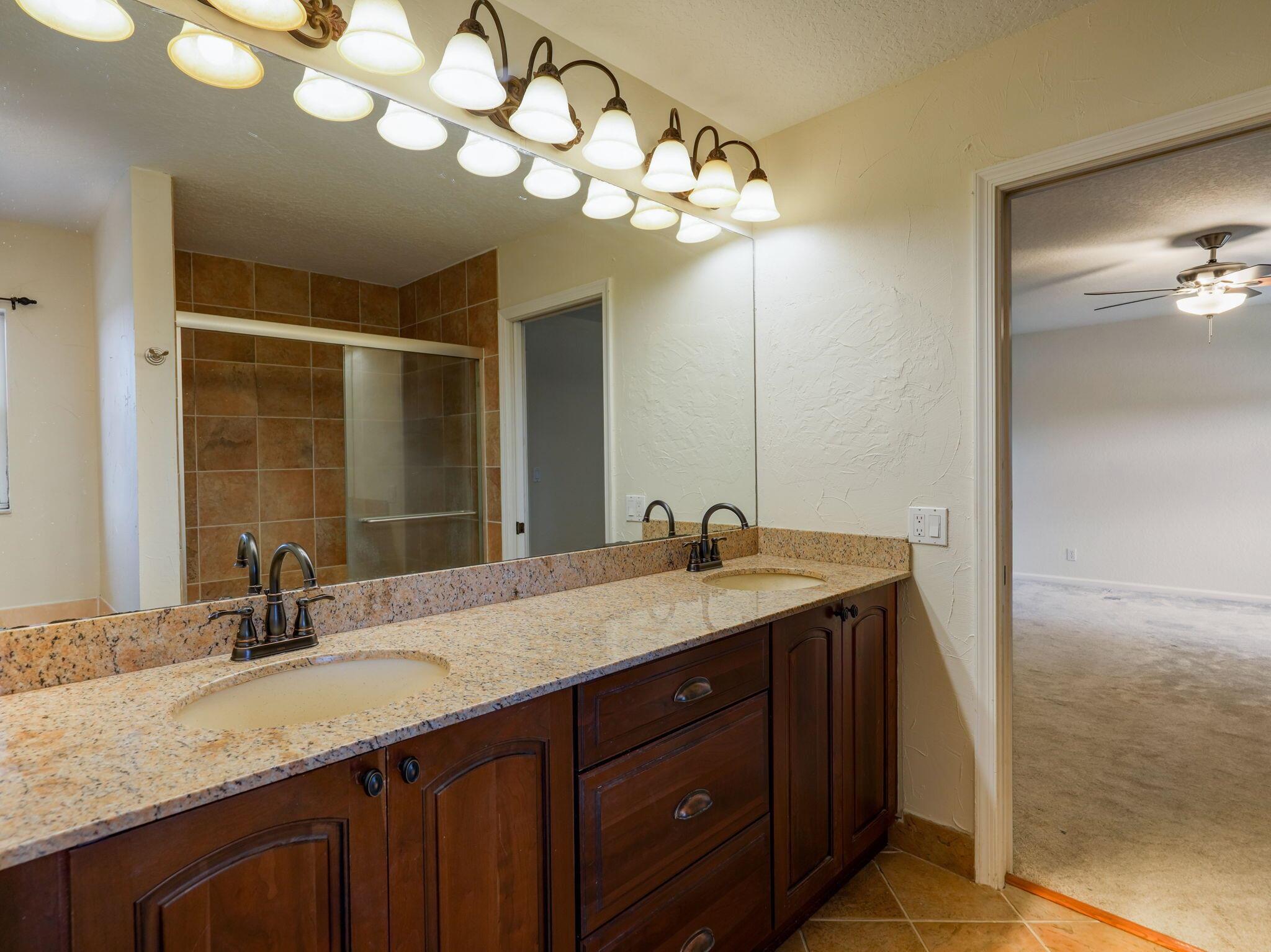 3995 Laurelwood Lane