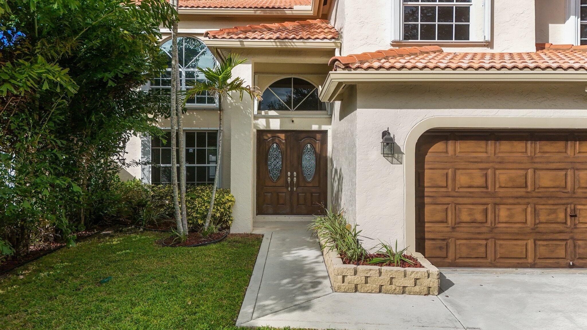 3995 Laurelwood Lane