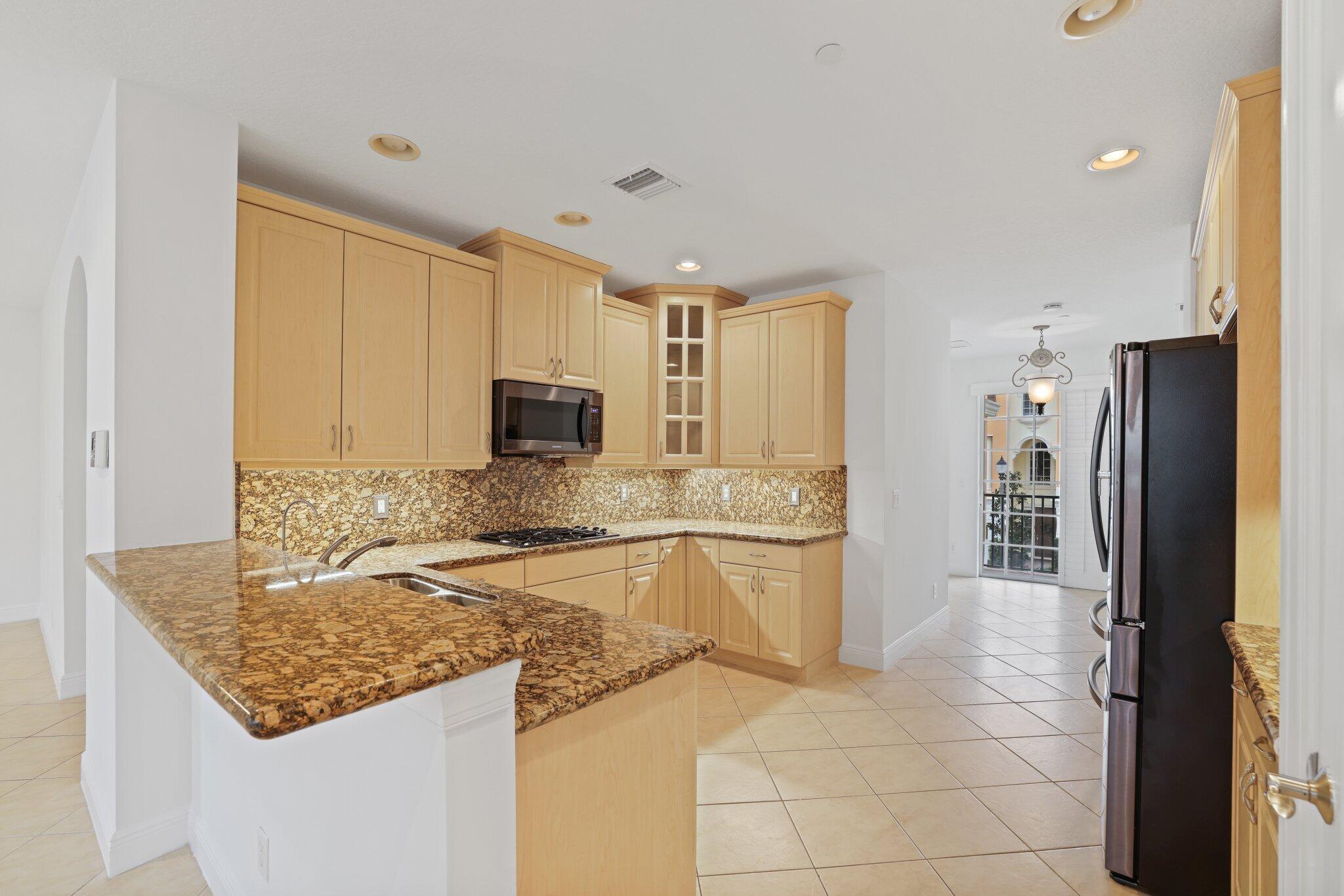 613 NE Francesca Lane