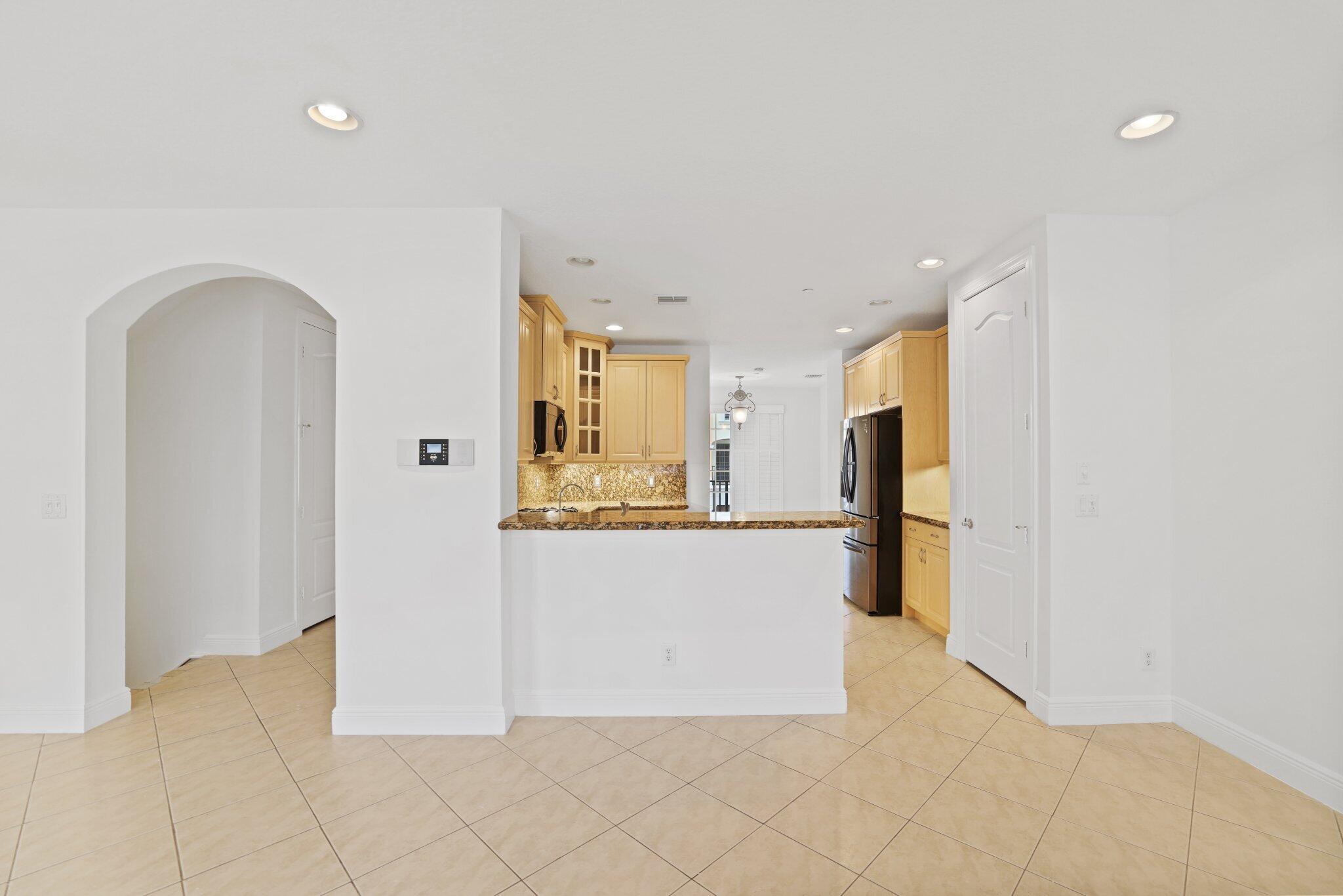 613 NE Francesca Lane