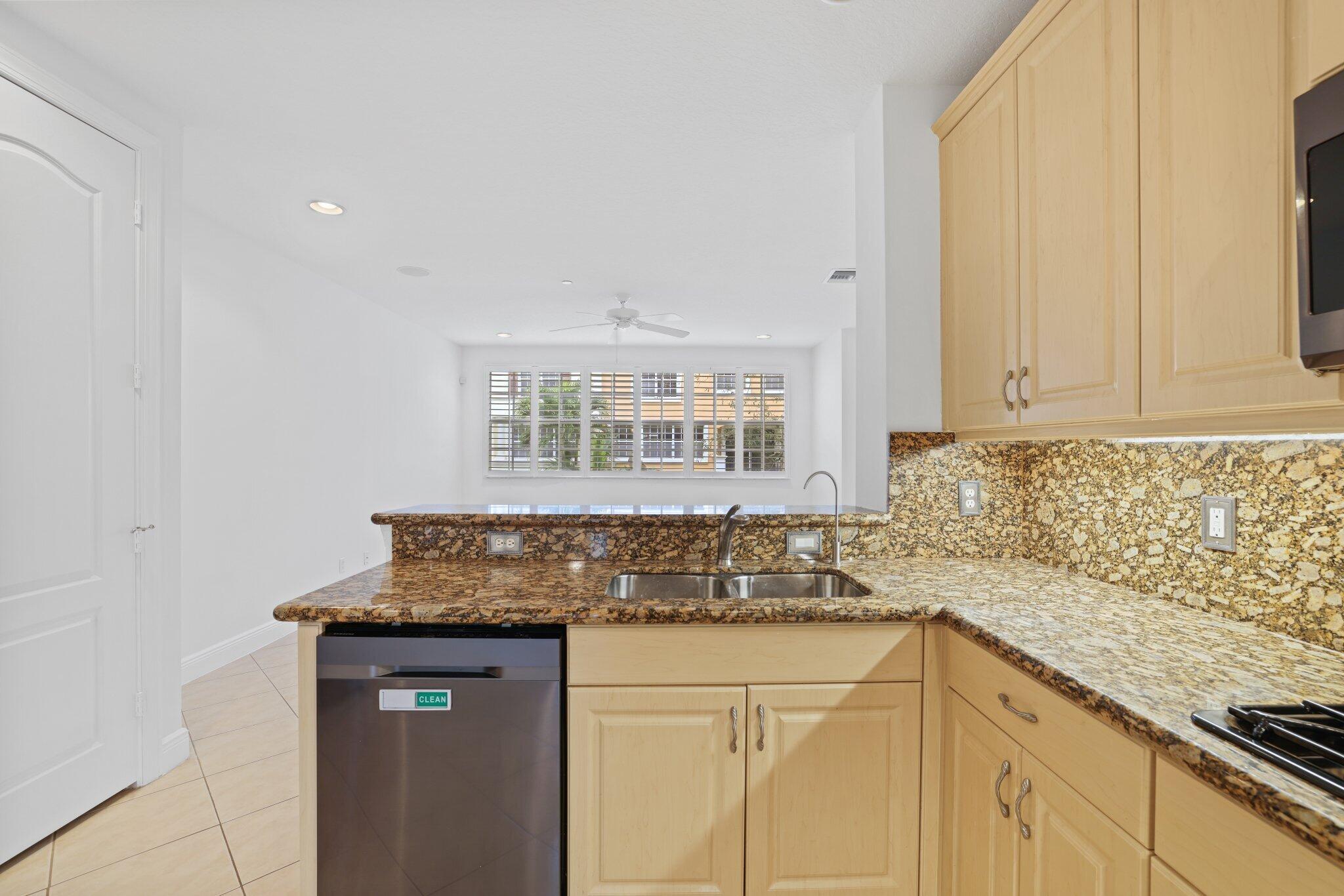 613 NE Francesca Lane