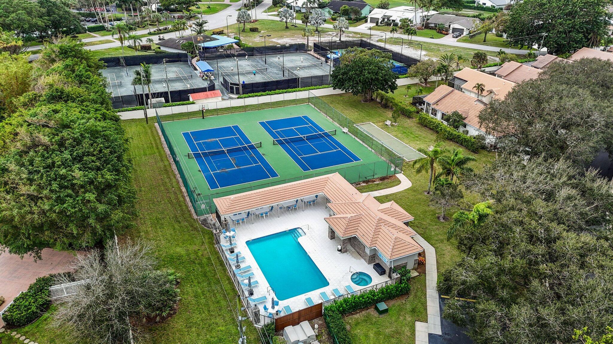 4315 Lakewood Drive