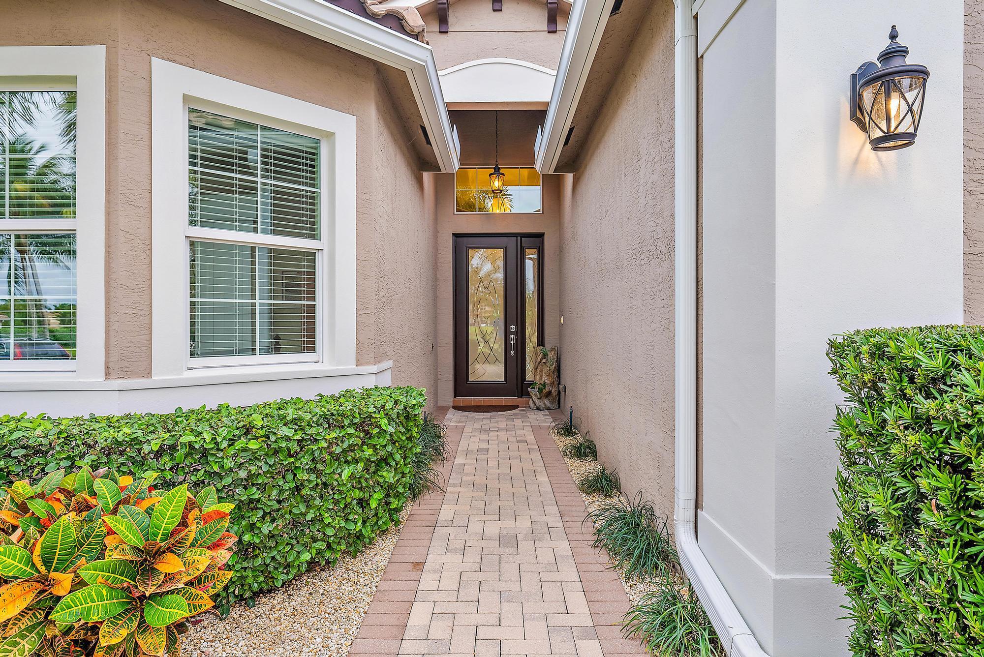 11461 Mantova Bay Circle