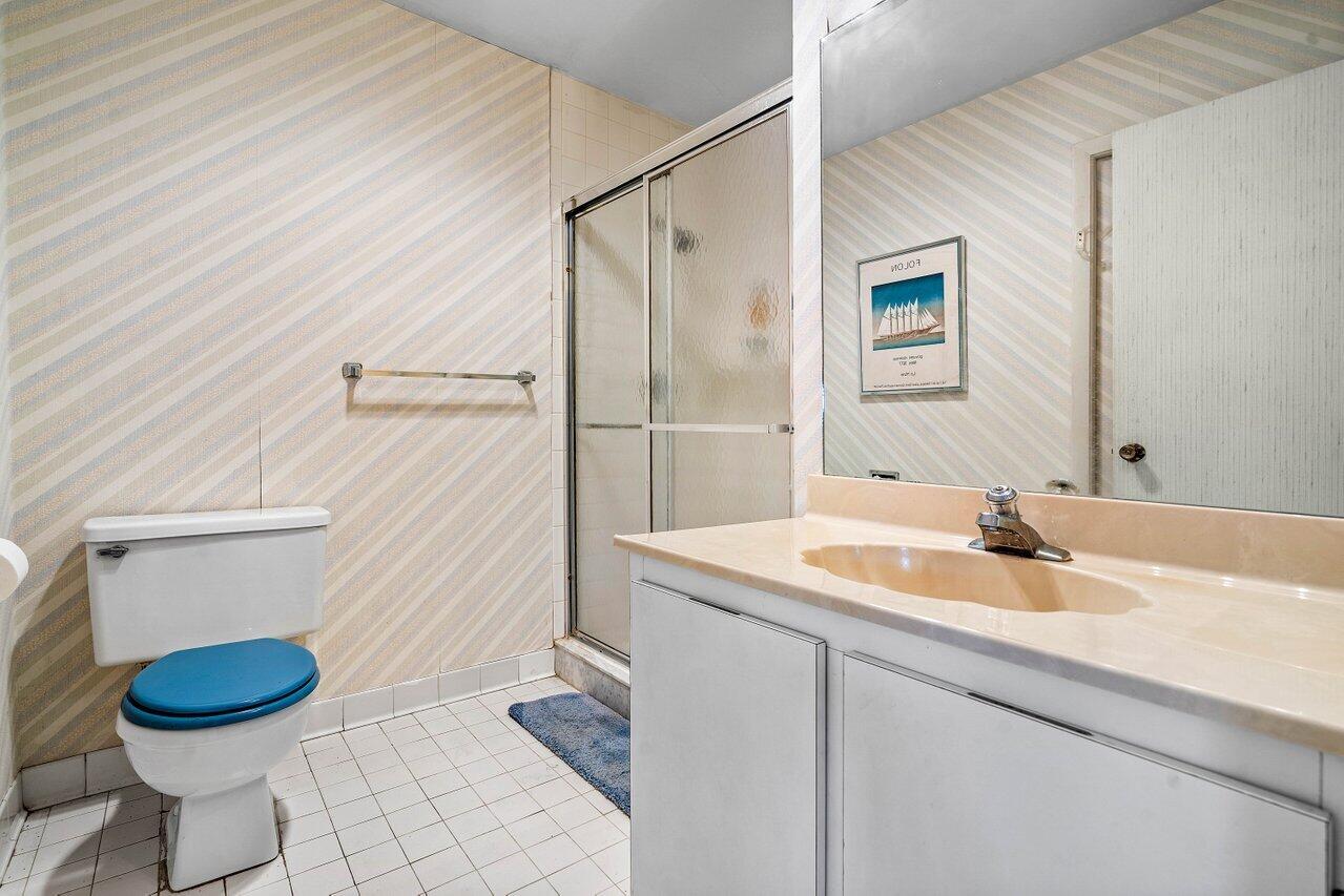 13921 Royal Palm Court D