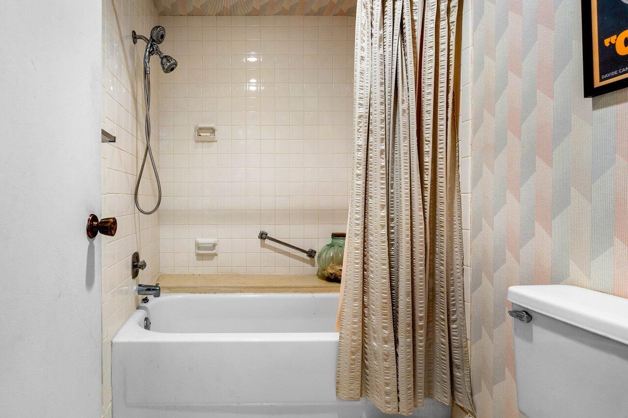 13921 Royal Palm Court D