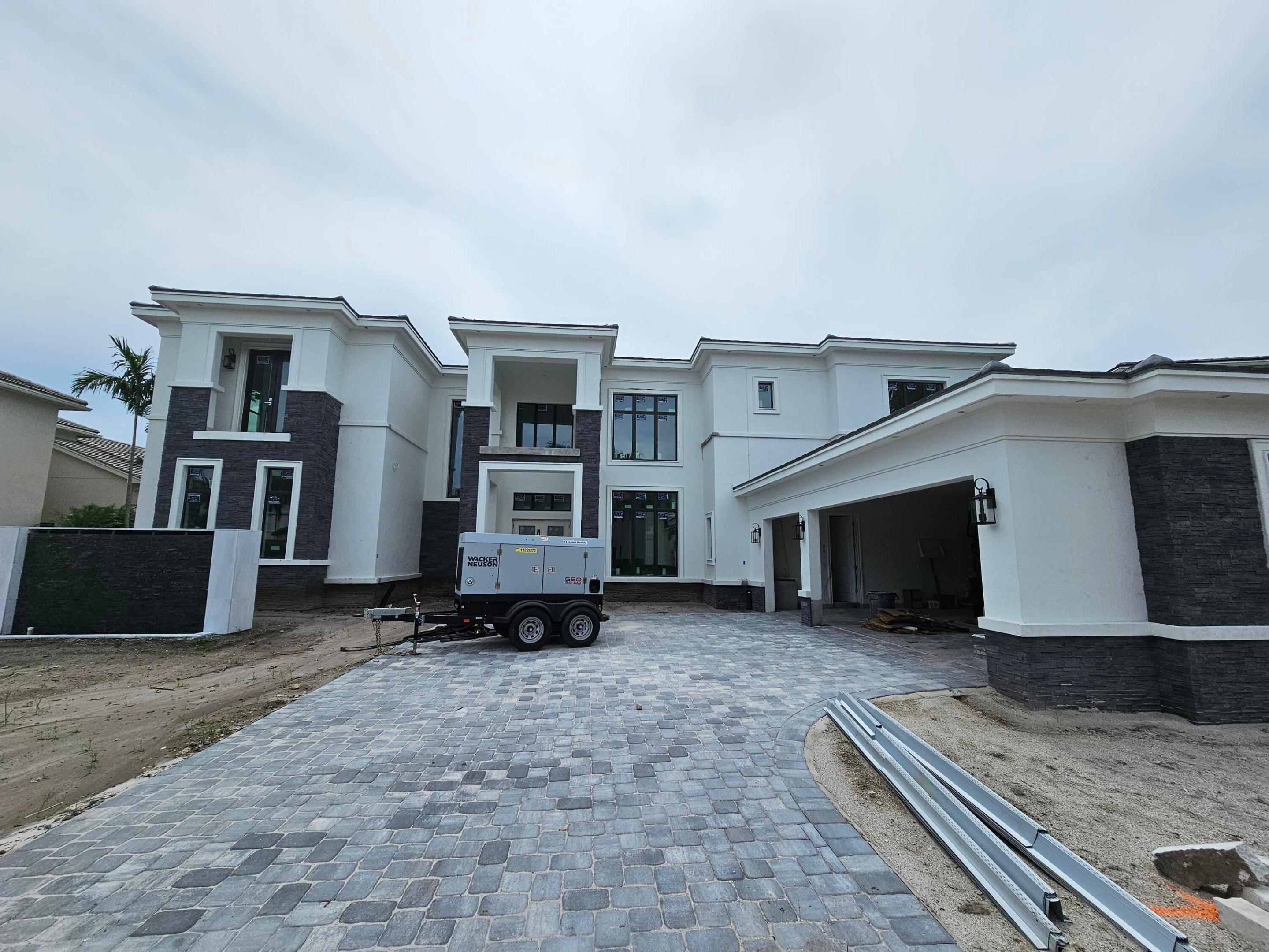 2708 NW 71st Boulevard