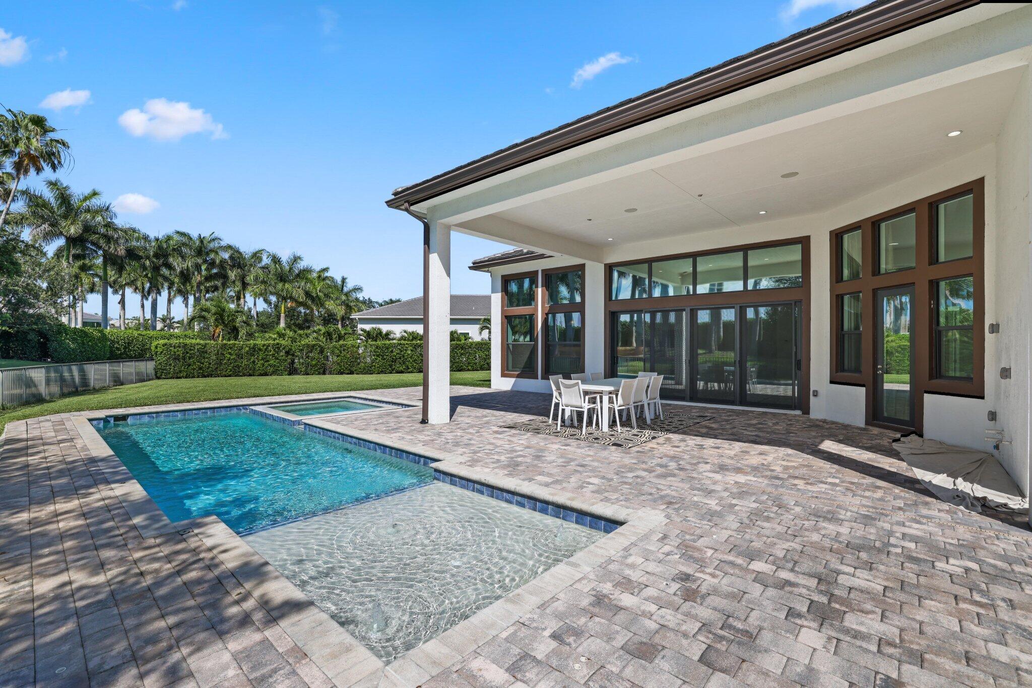 2751 NW 70th Boulevard