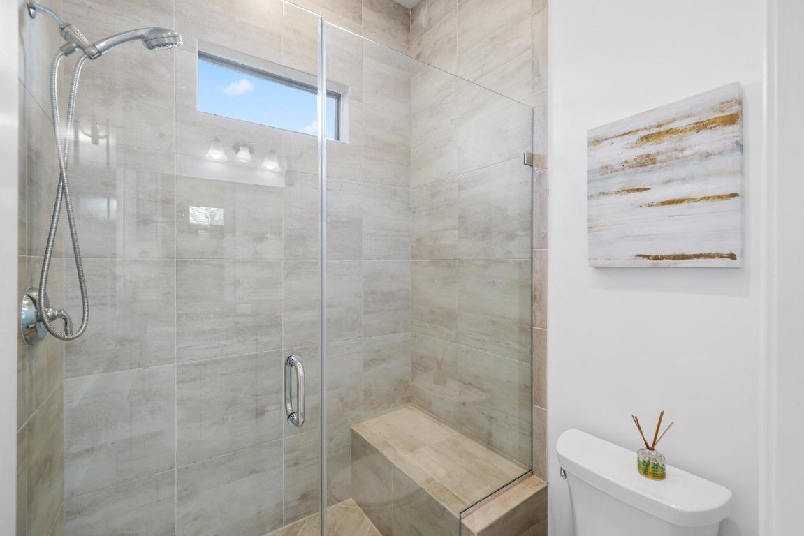 2751 NW 70th Boulevard