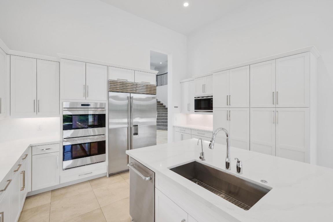 2751 NW 70th Boulevard