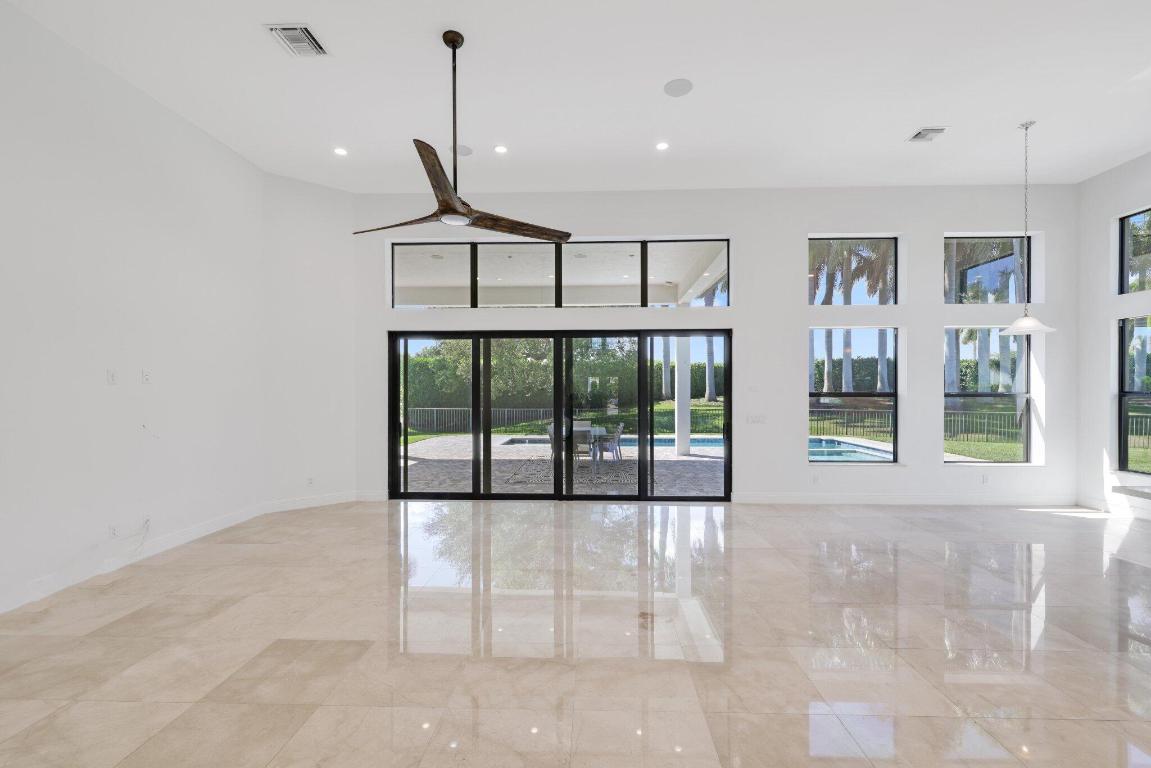 2751 NW 70th Boulevard