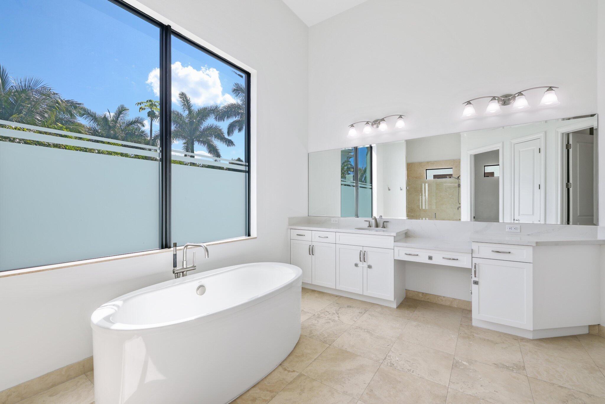 2751 NW 70th Boulevard