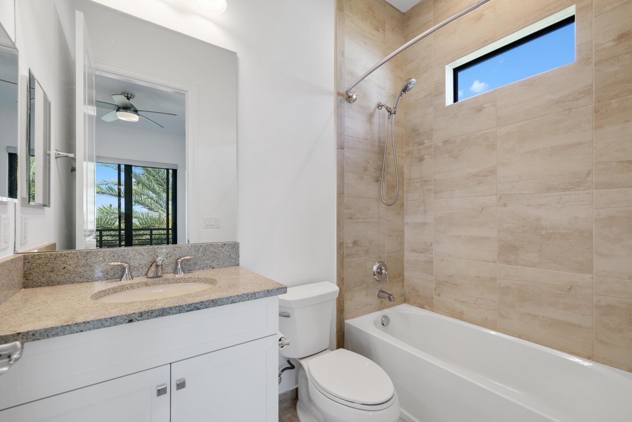 2751 NW 70th Boulevard