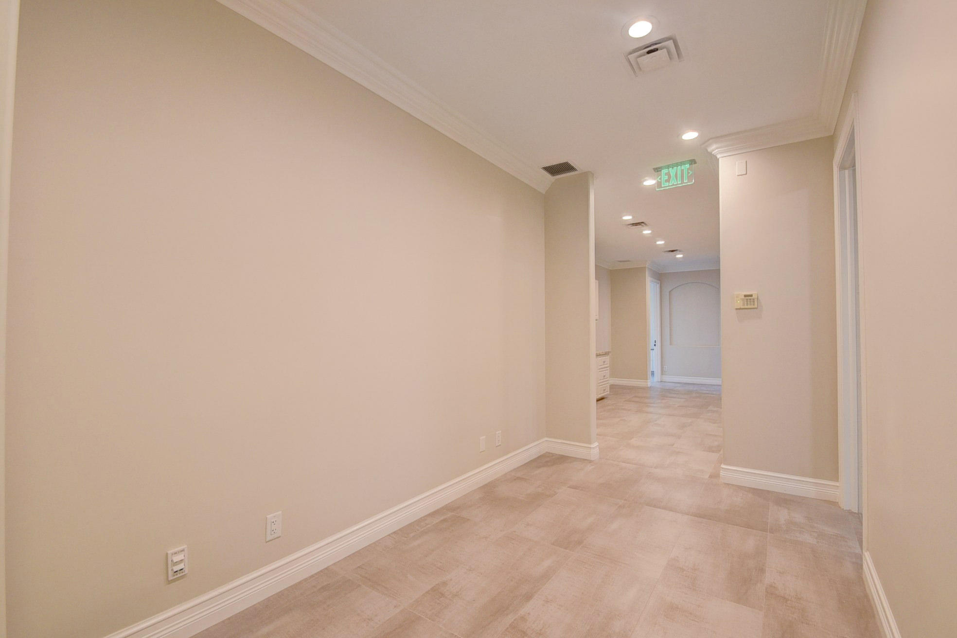 205 NE 5th Ter Terrace