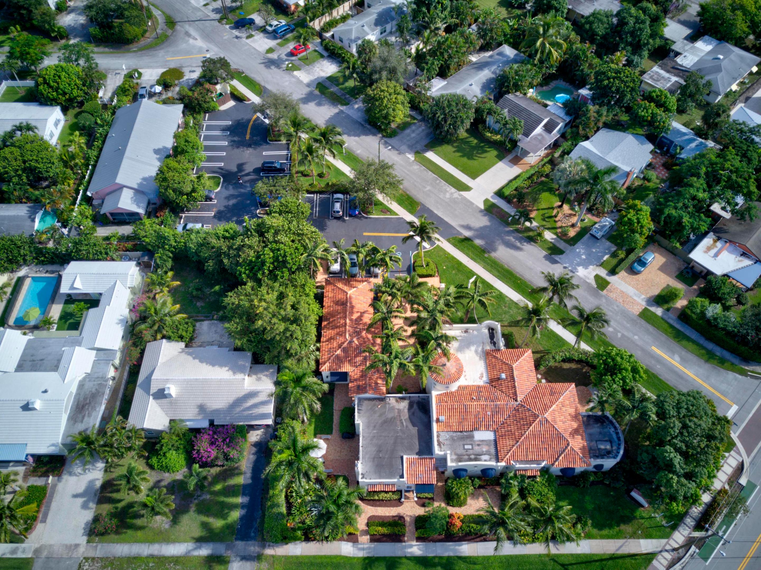 205 NE 5th Ter Terrace