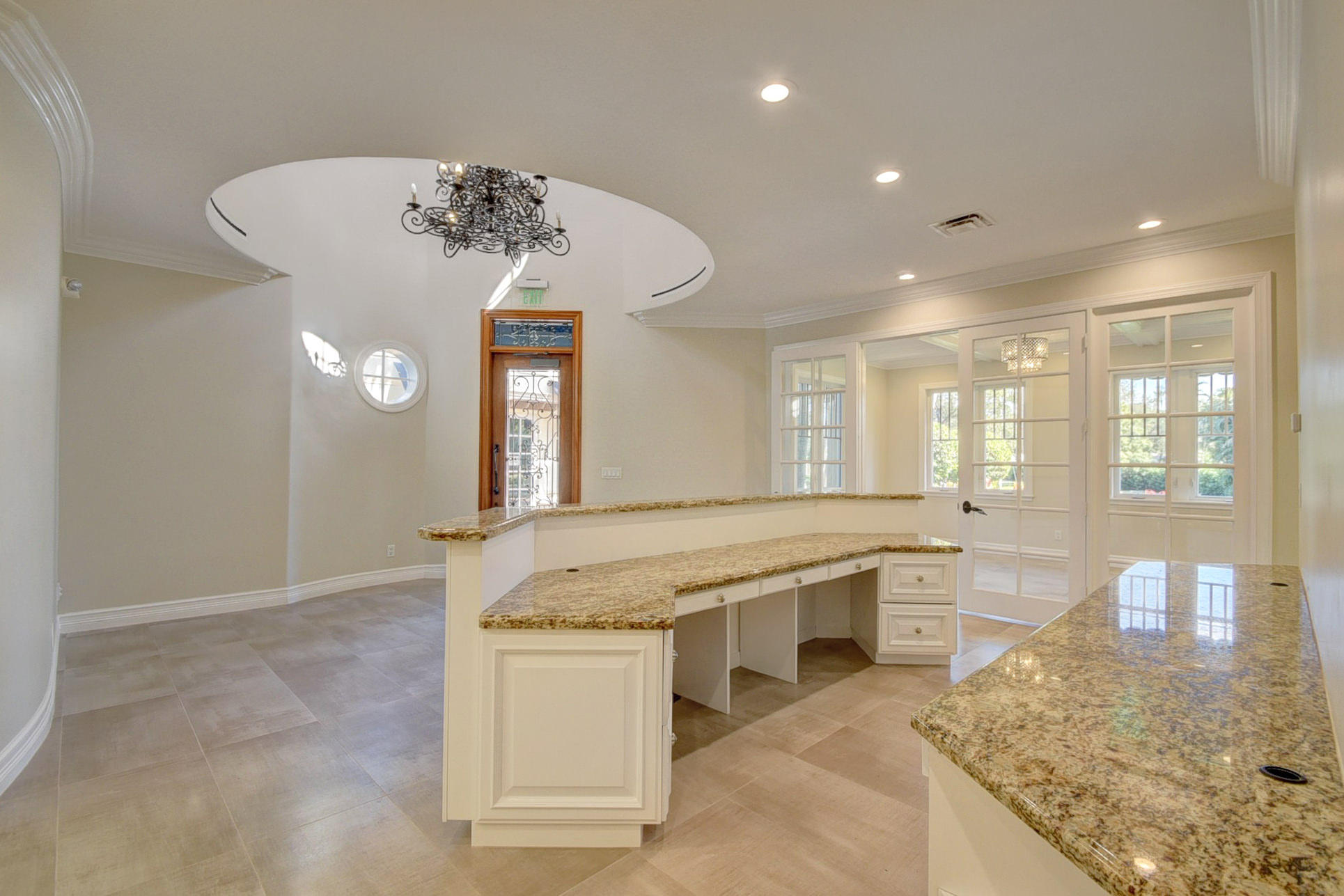 205 NE 5th Ter Terrace