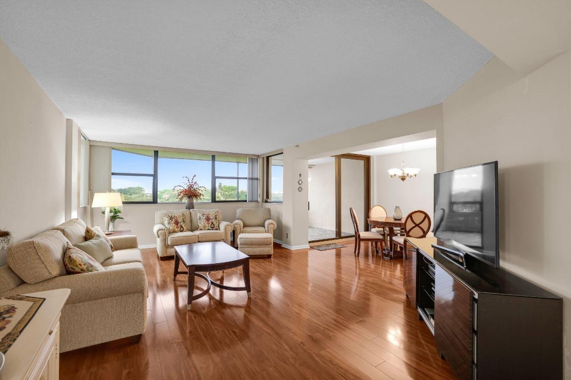 6463 La Costa Drive 403