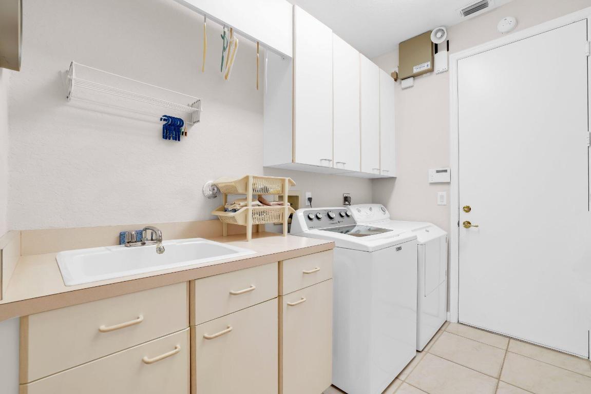 4067 Laurel Estates Way