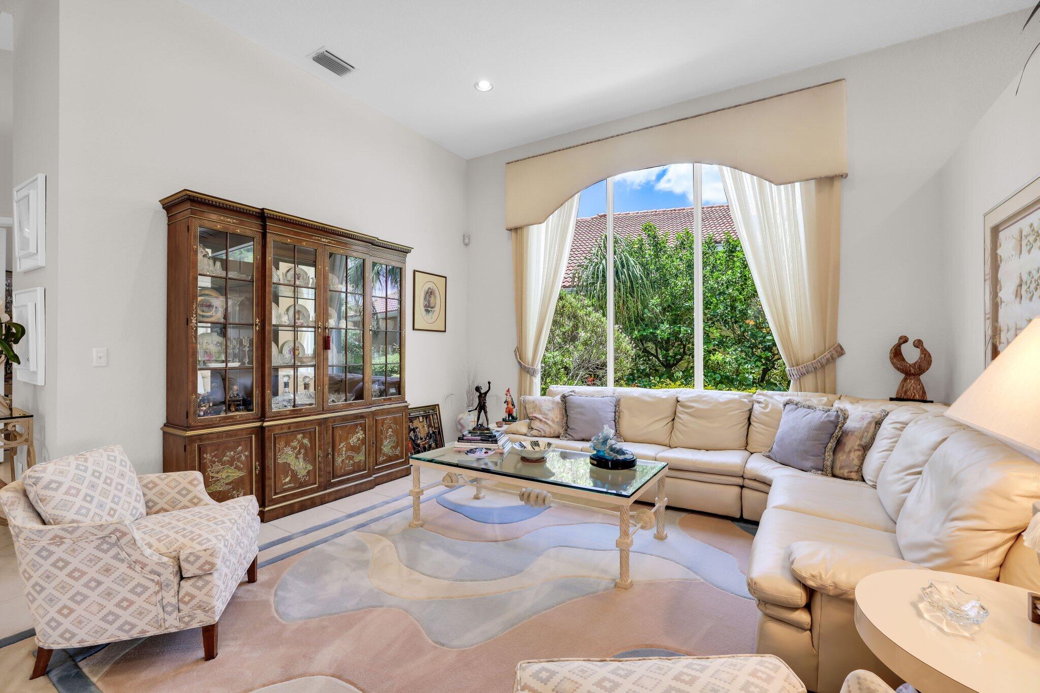 4067 Laurel Estates Way