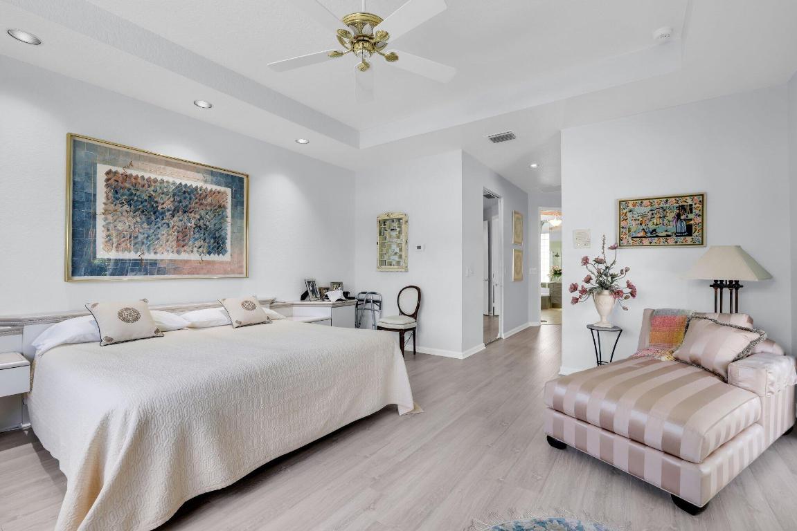 4067 Laurel Estates Way