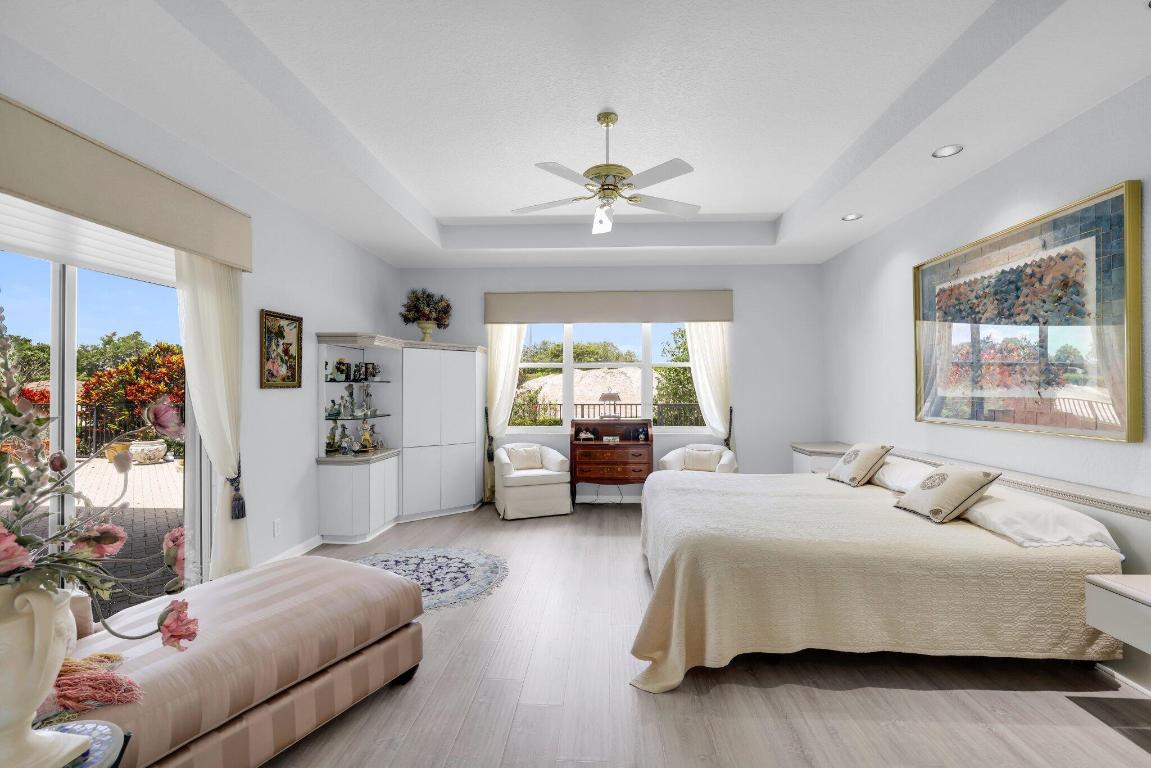 4067 Laurel Estates Way