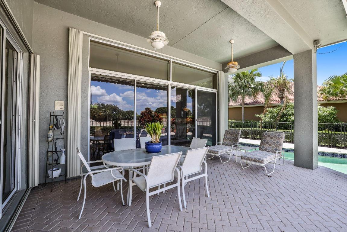 4067 Laurel Estates Way