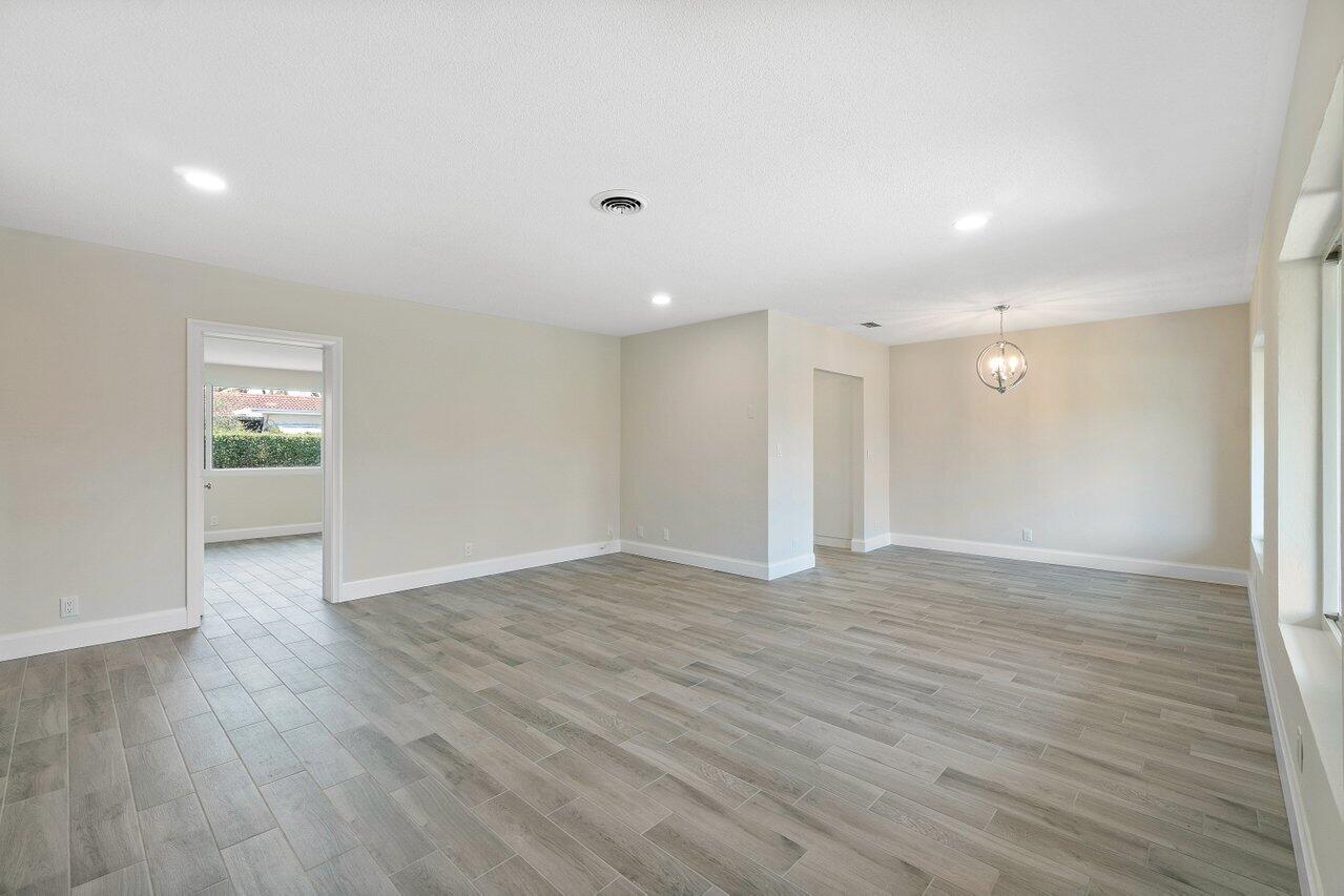928 SW 4th Street