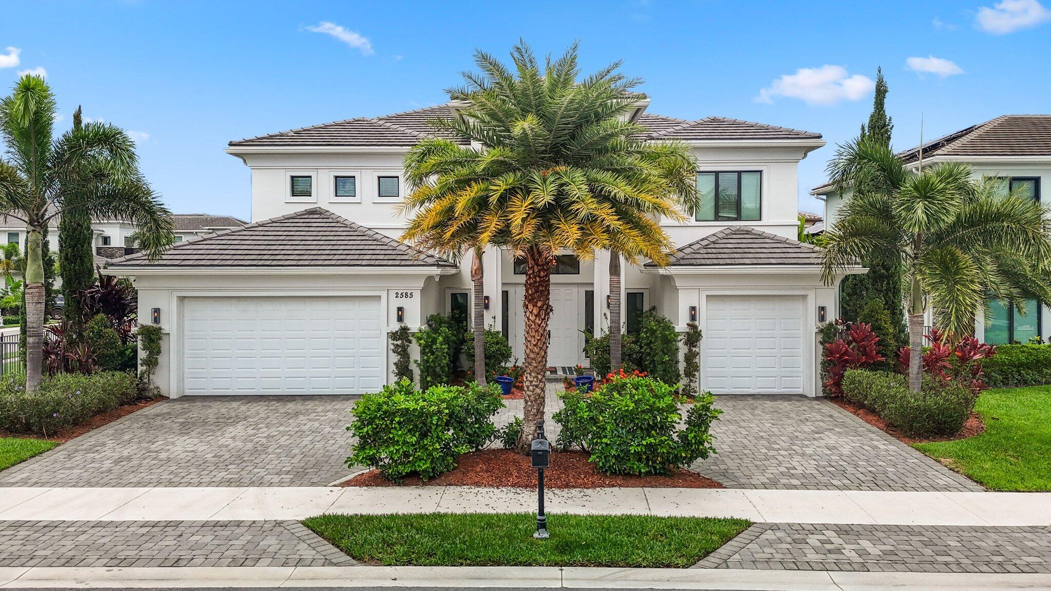 2585 NW 69th Street