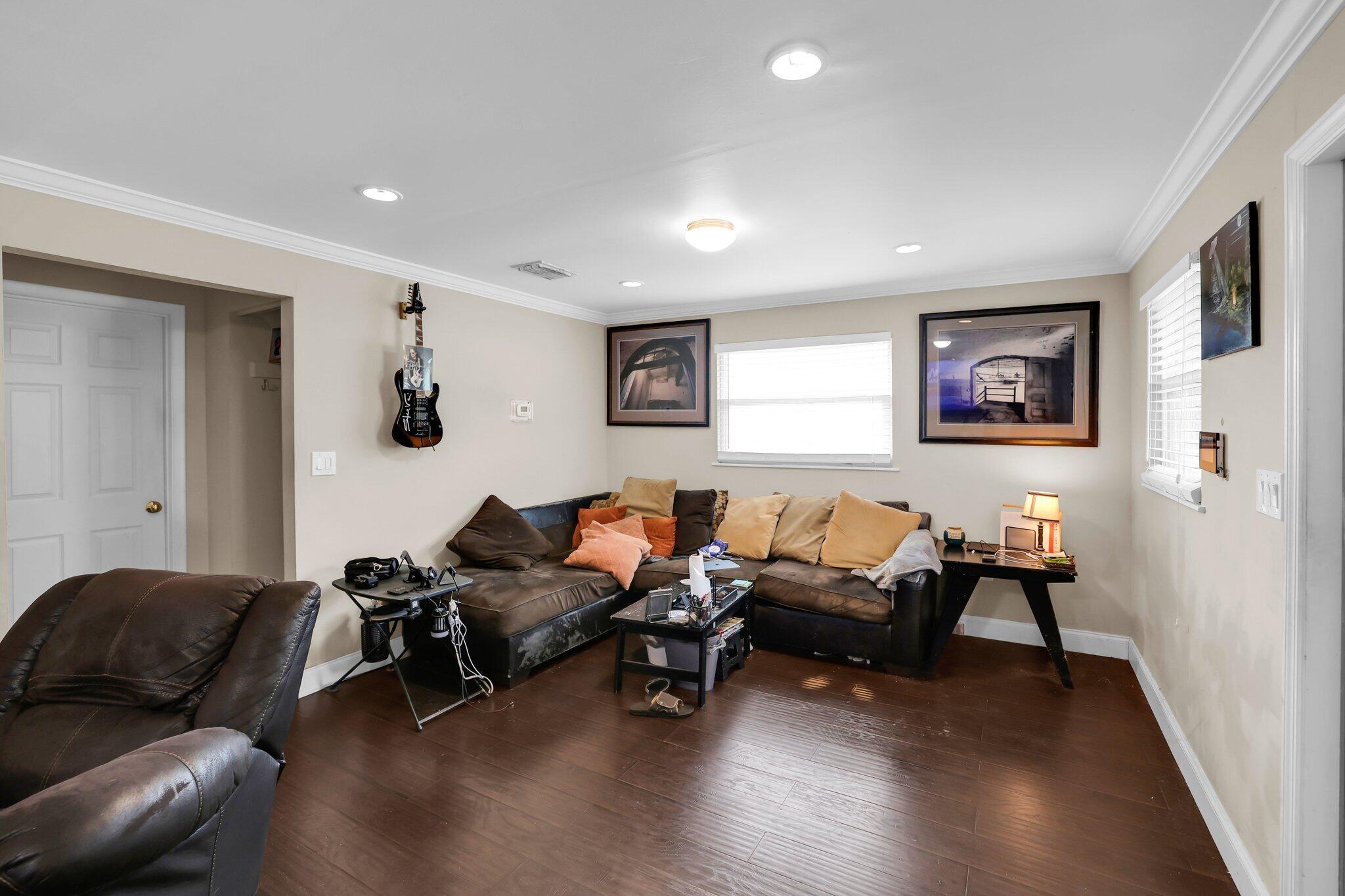 400 SE 7th Street