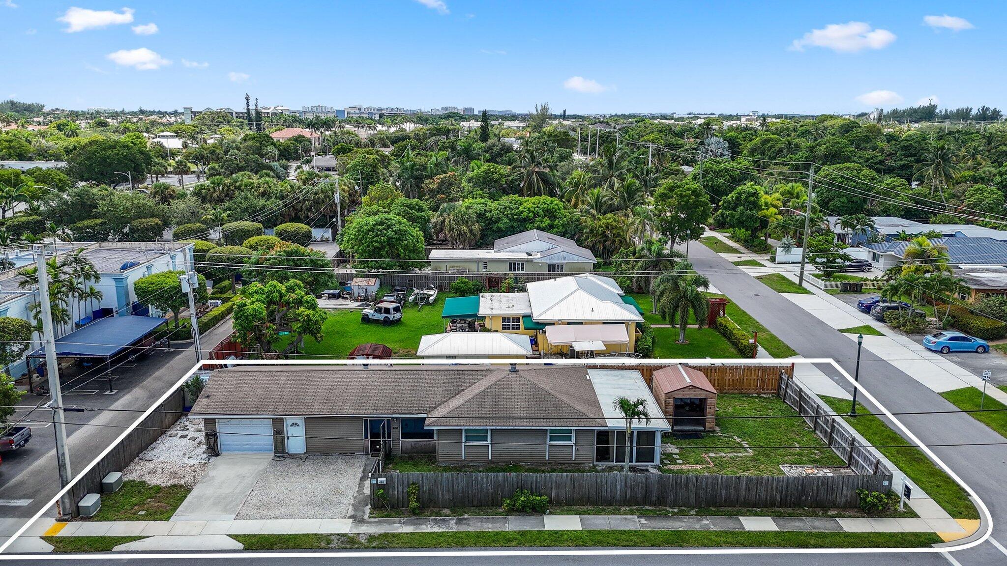 400 SE 7th Street