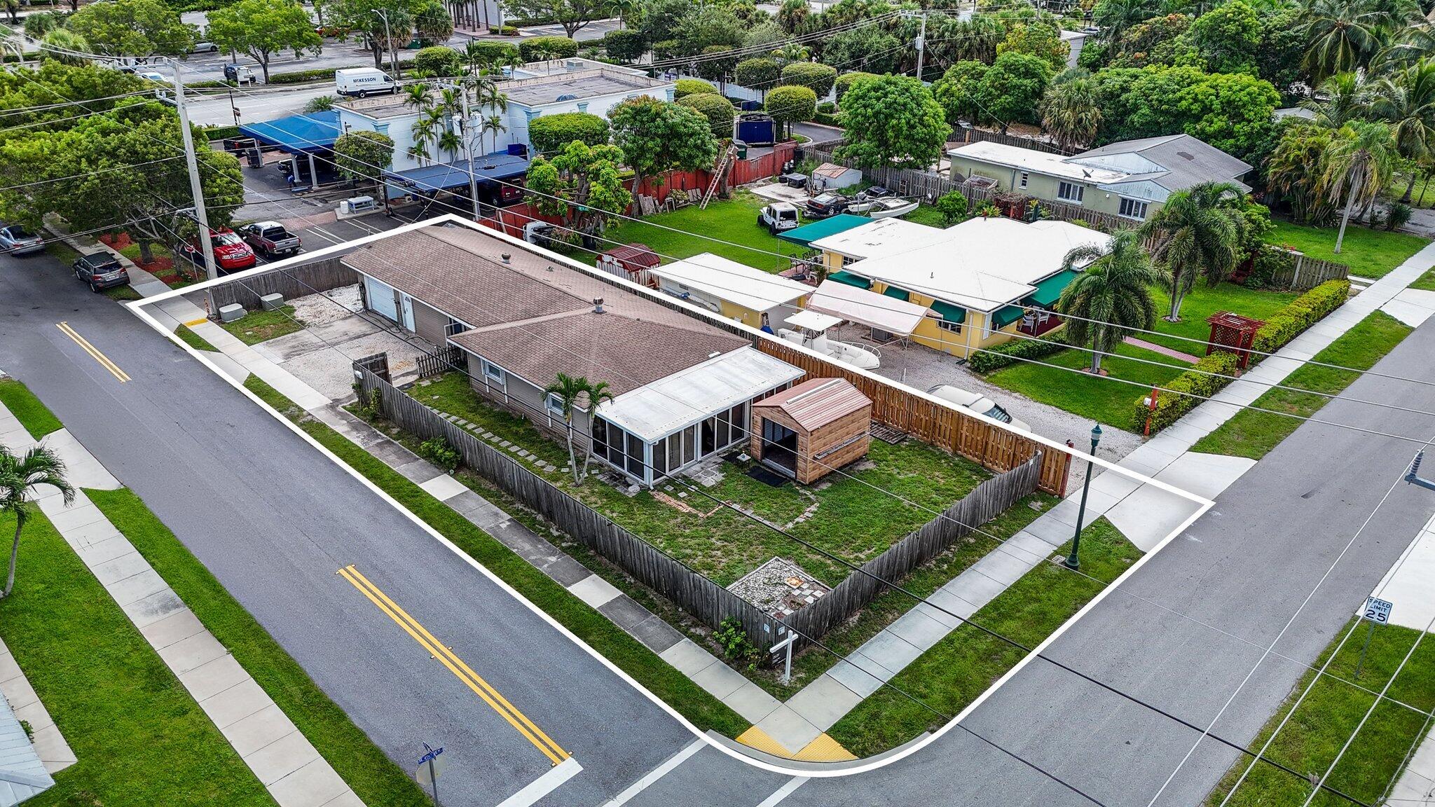 400 SE 7th Street