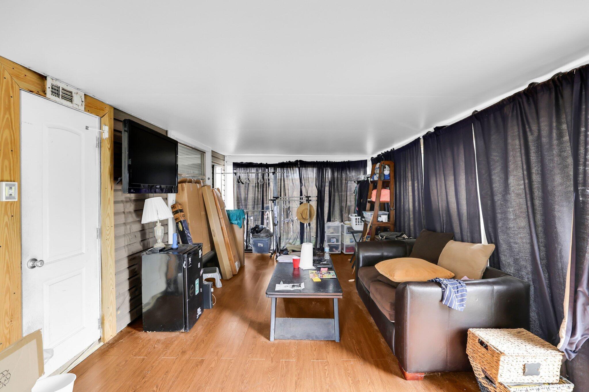 400 SE 7th Street