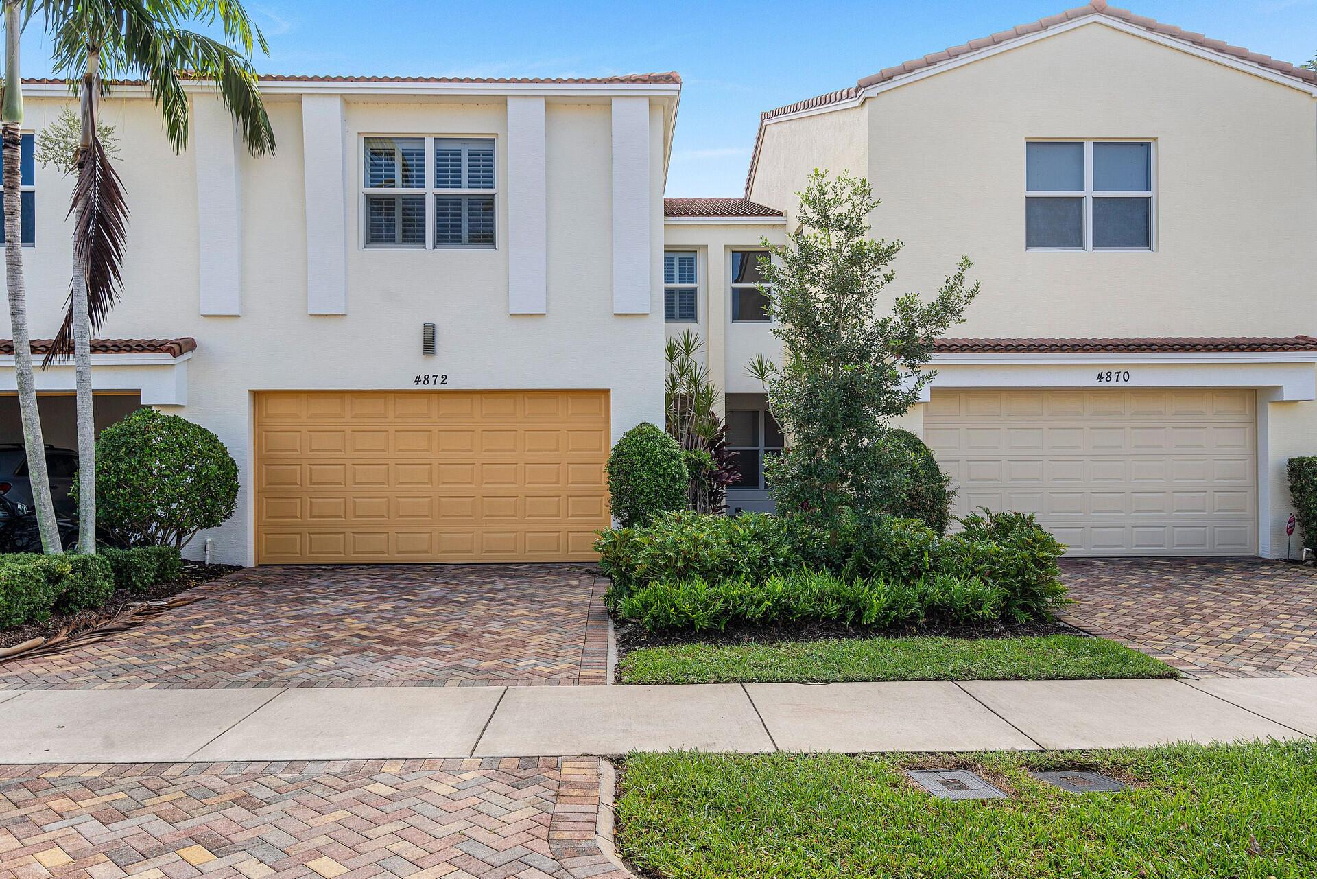4872 NW 16th Terrace