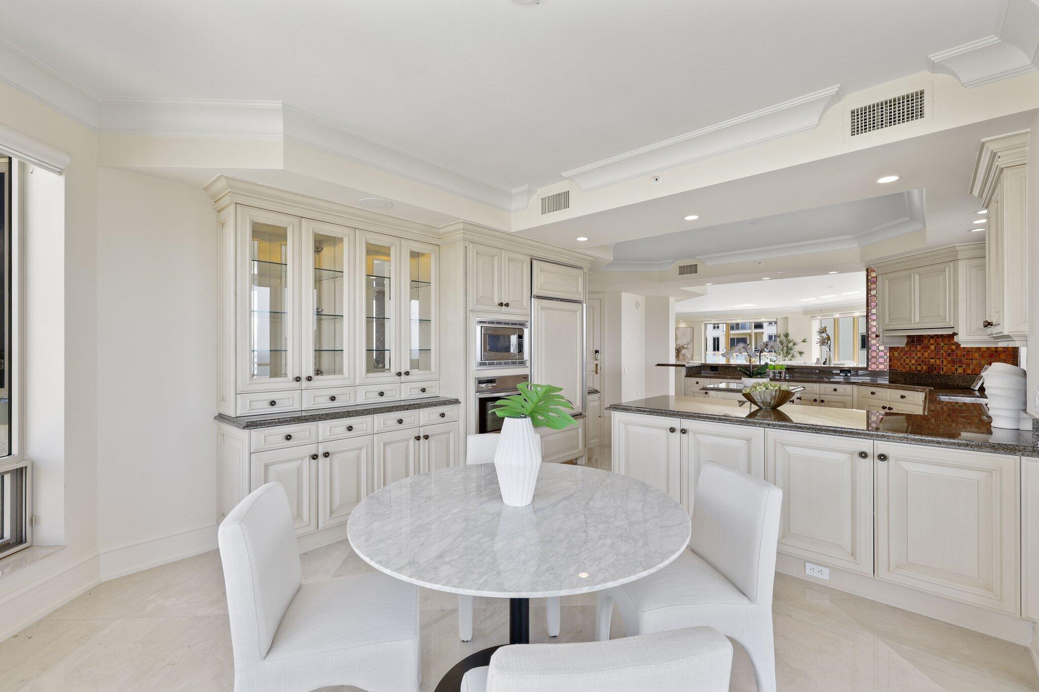 3920 N Ocean Drive 20a