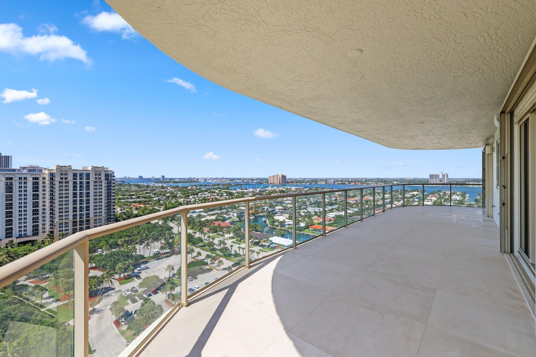 3920 N Ocean Drive 20a