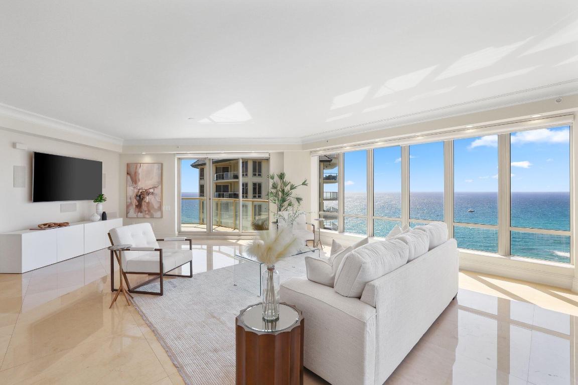 3920 N Ocean Drive 20a