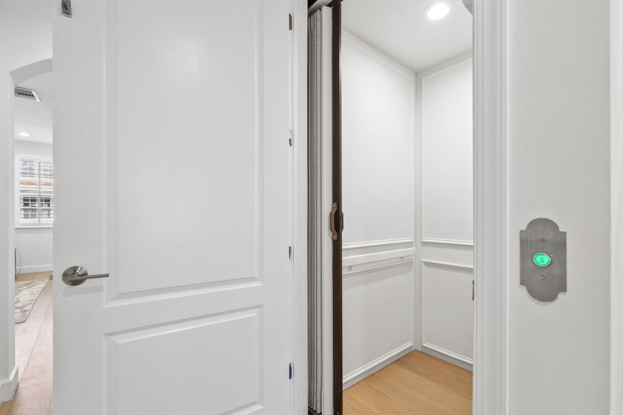 613 NE Francesca Lane