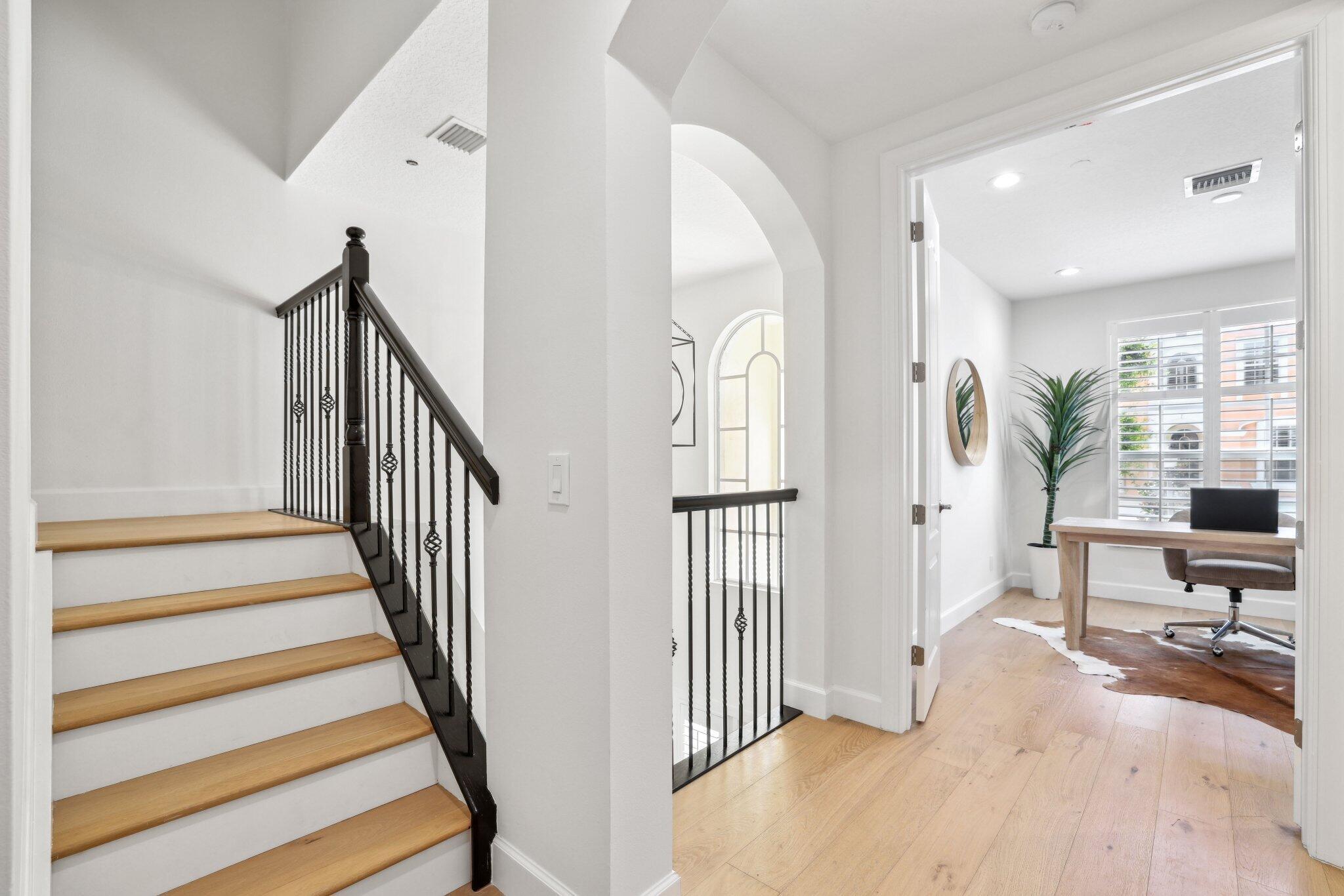 613 NE Francesca Lane