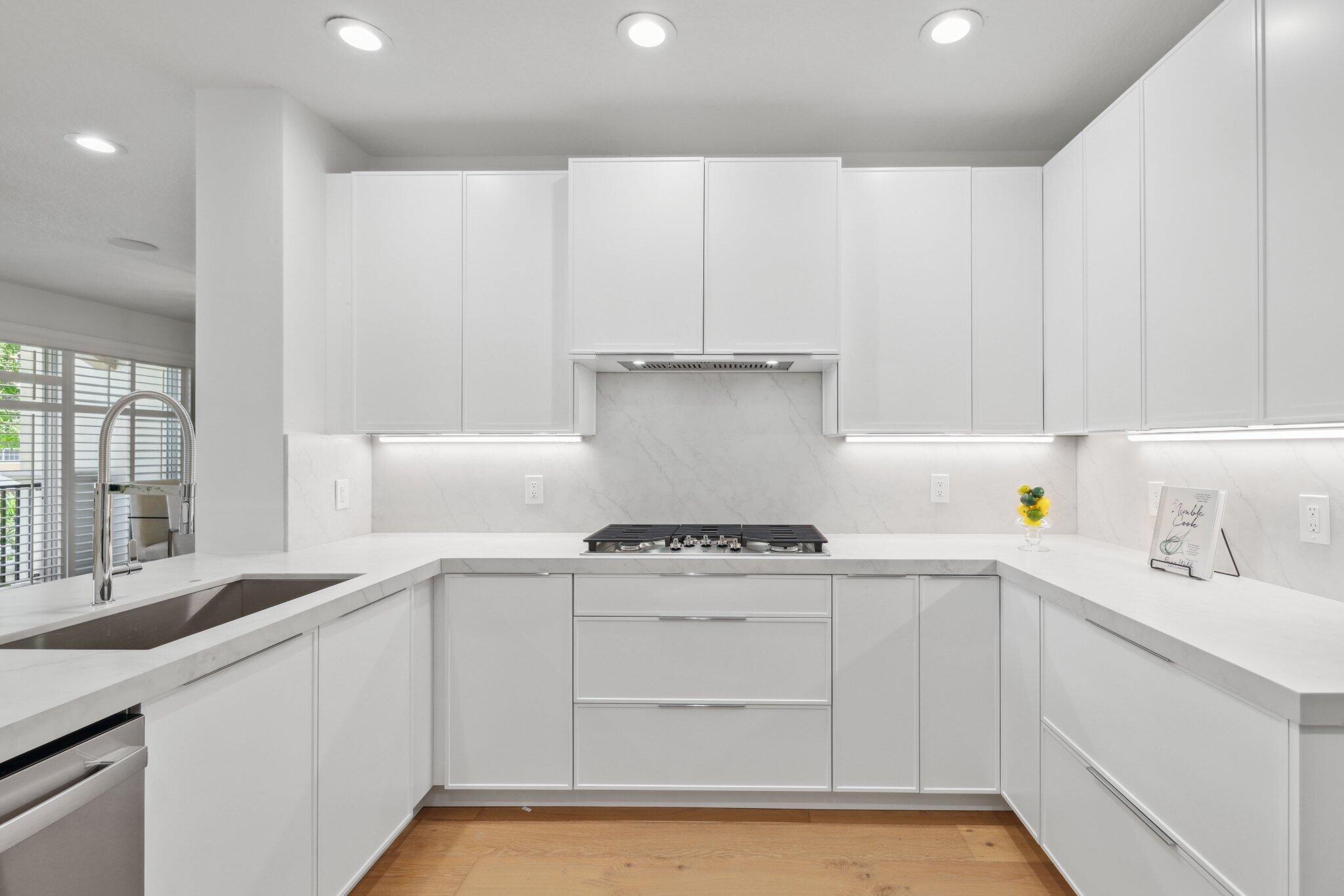 613 NE Francesca Lane