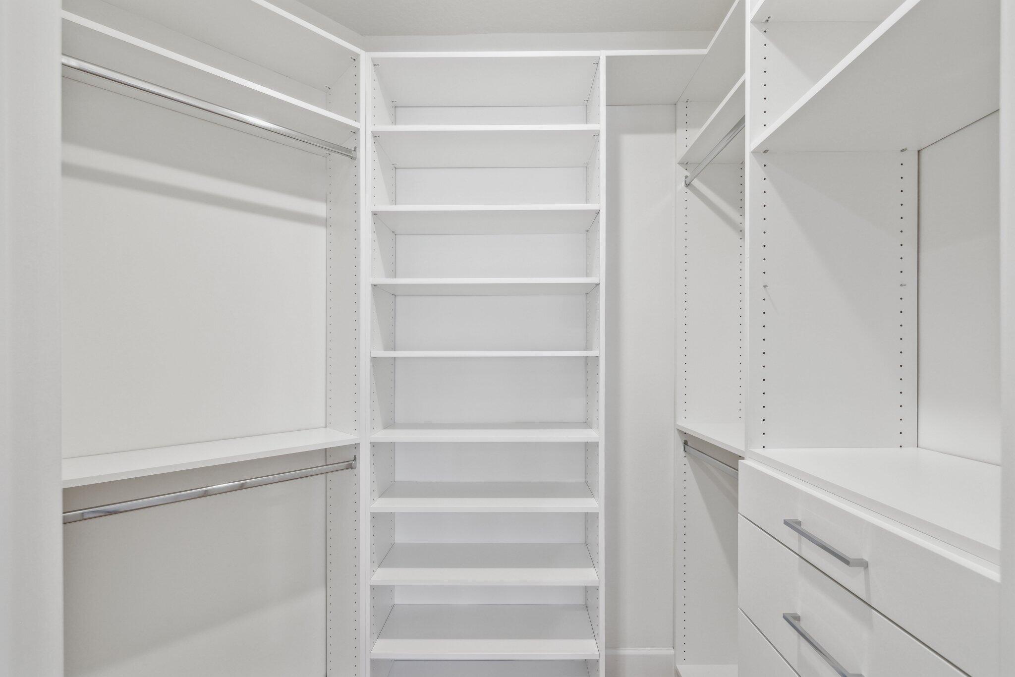 613 NE Francesca Lane