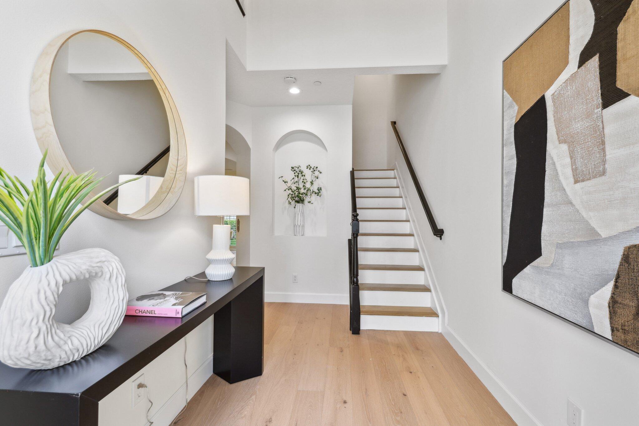 613 NE Francesca Lane