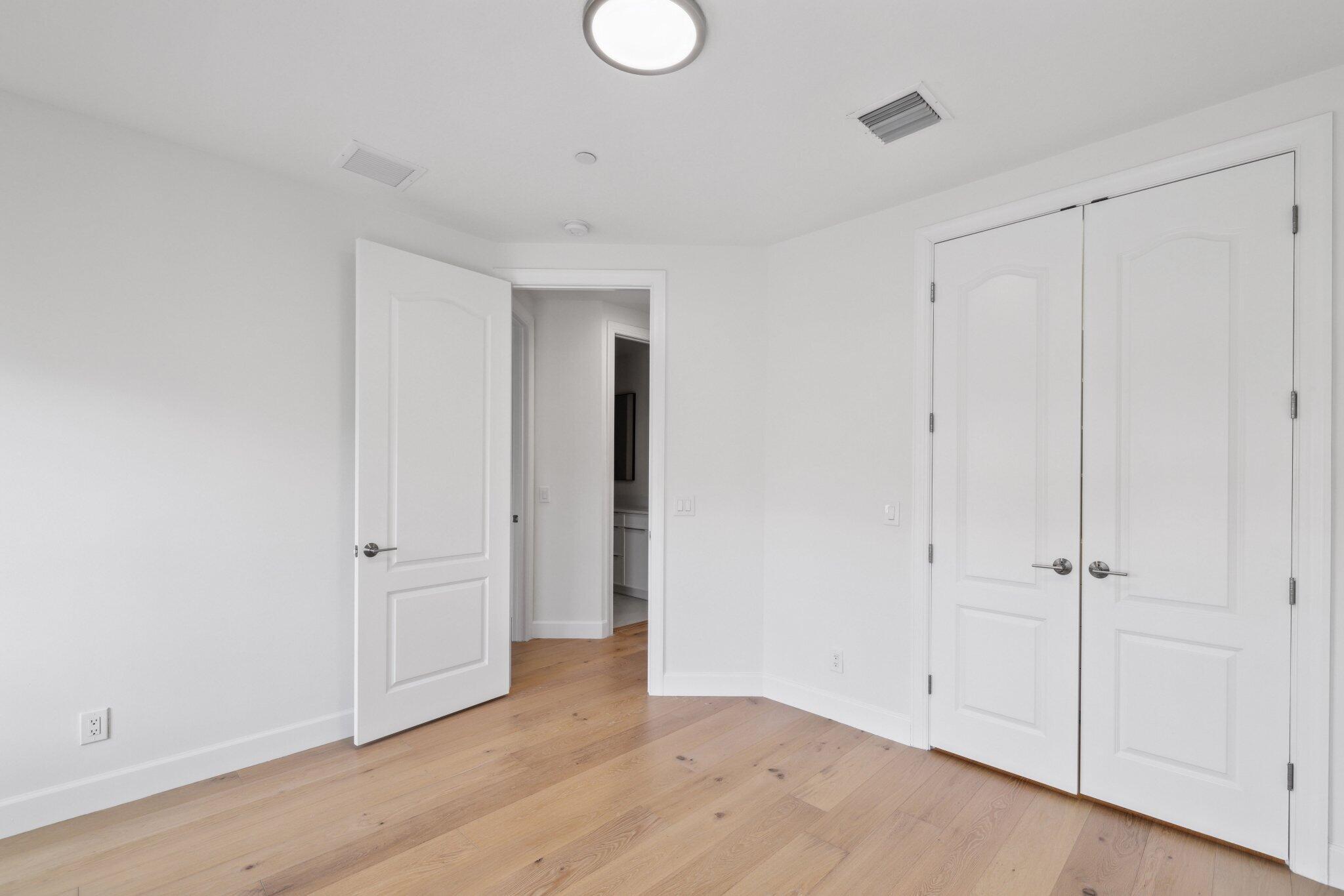 613 NE Francesca Lane