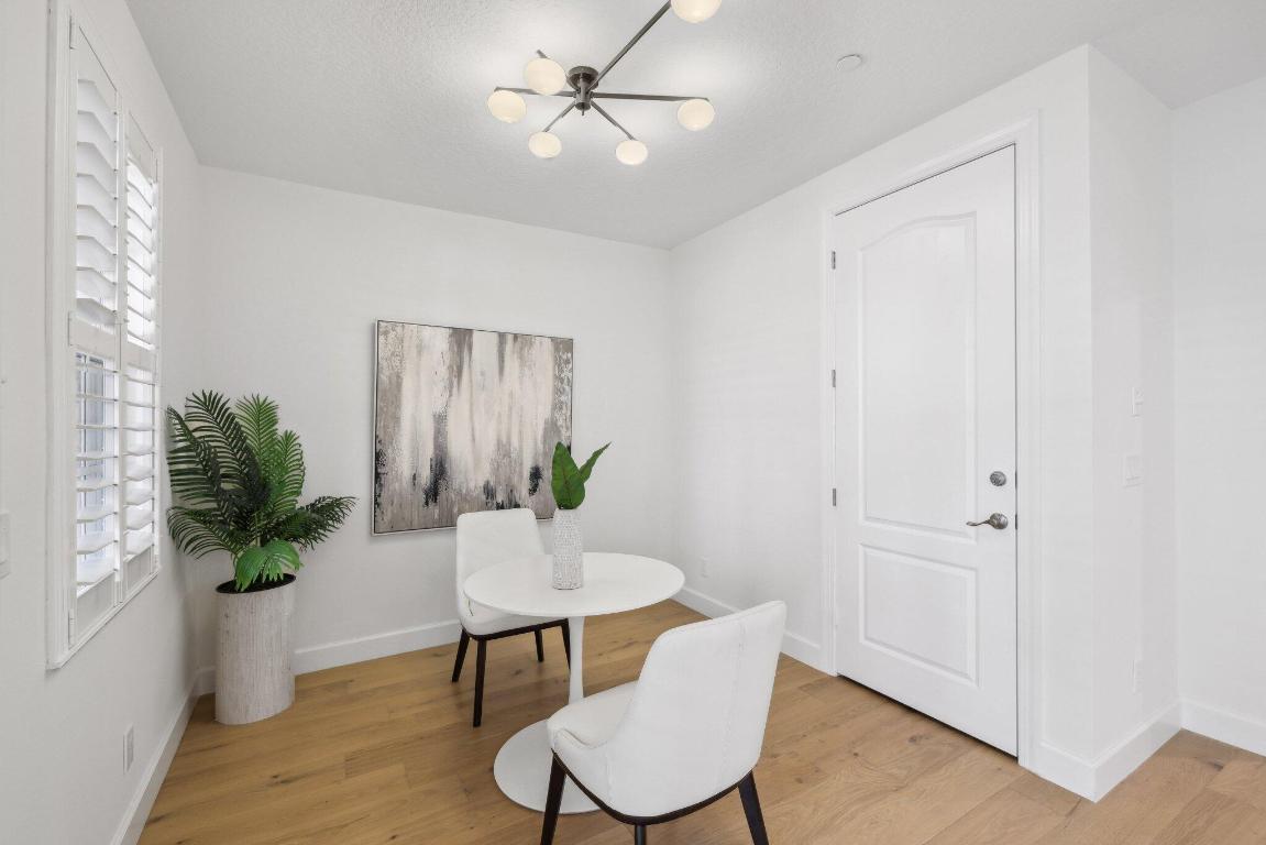 613 NE Francesca Lane