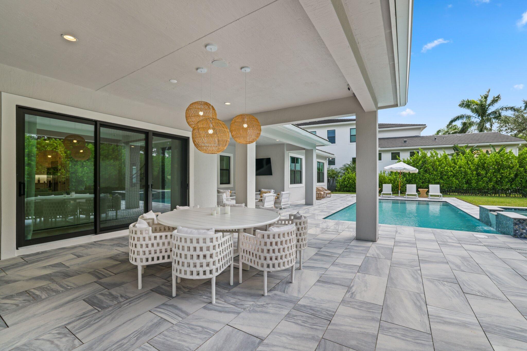 2704 NW 71st Boulevard