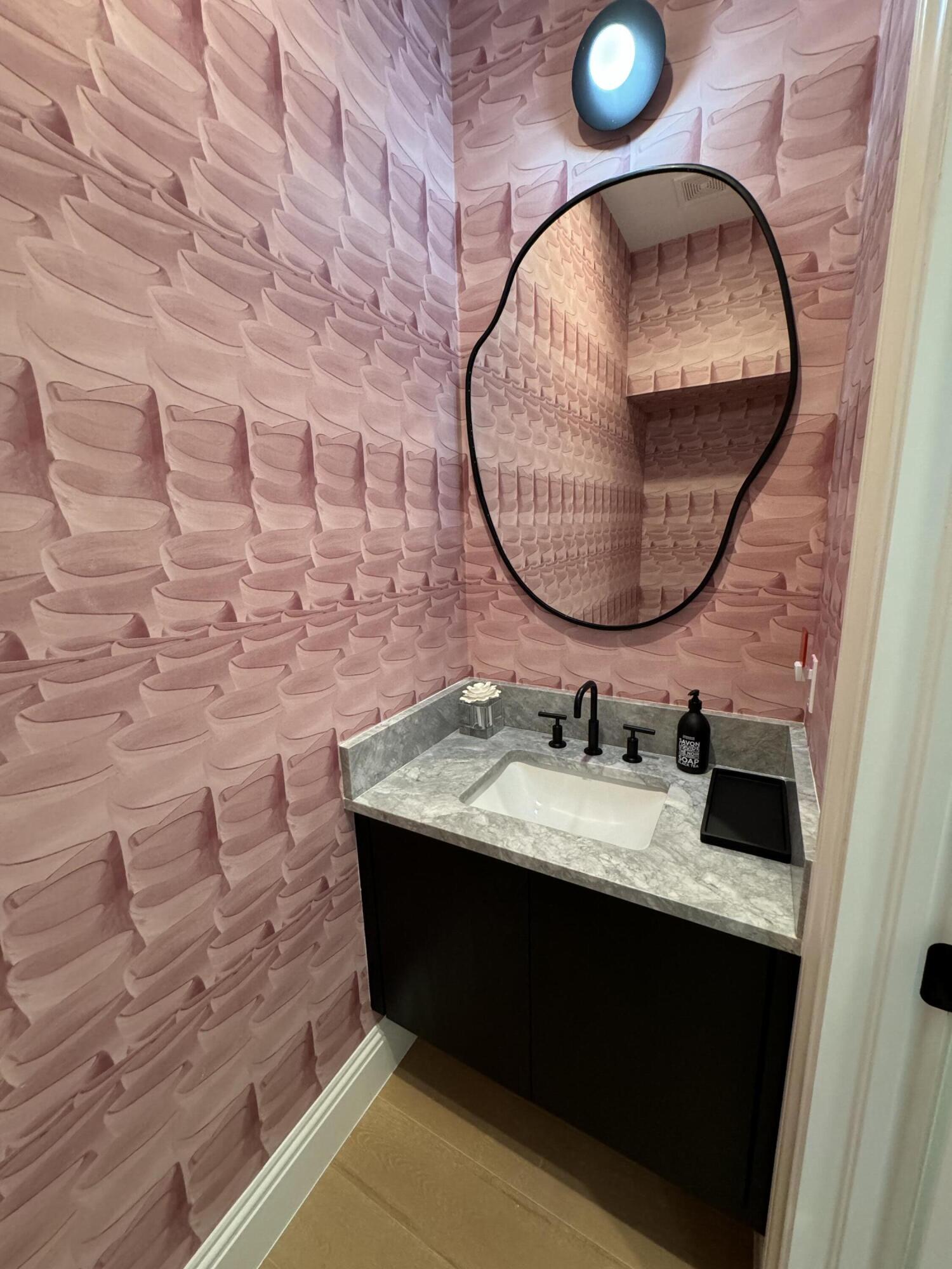 2704 NW 71st Boulevard