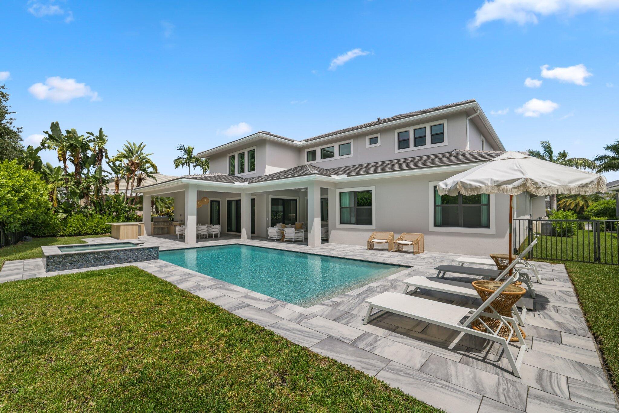 2704 NW 71st Boulevard