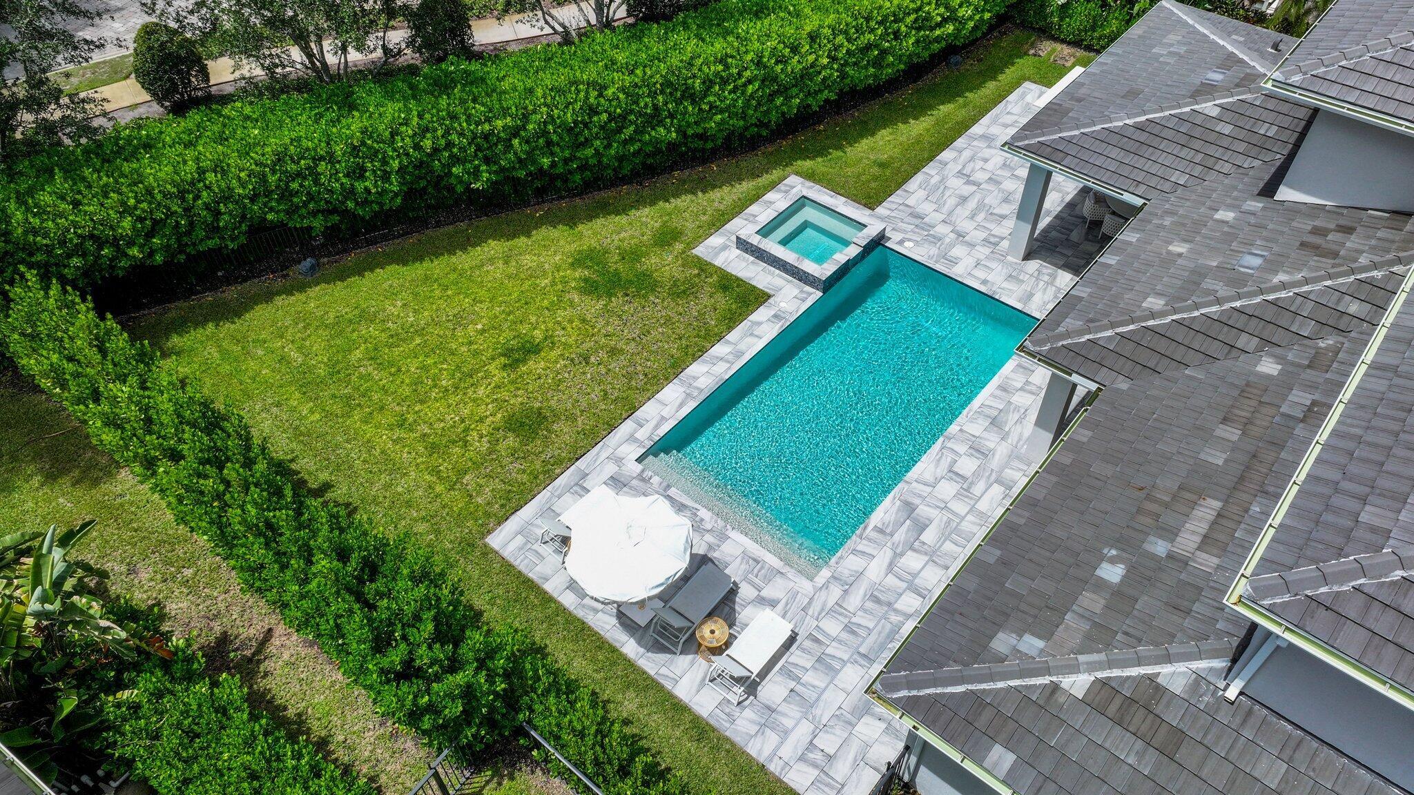 2704 NW 71st Boulevard