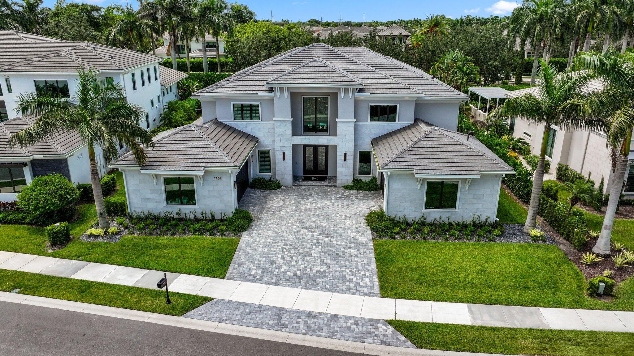 2704 NW 71st Boulevard