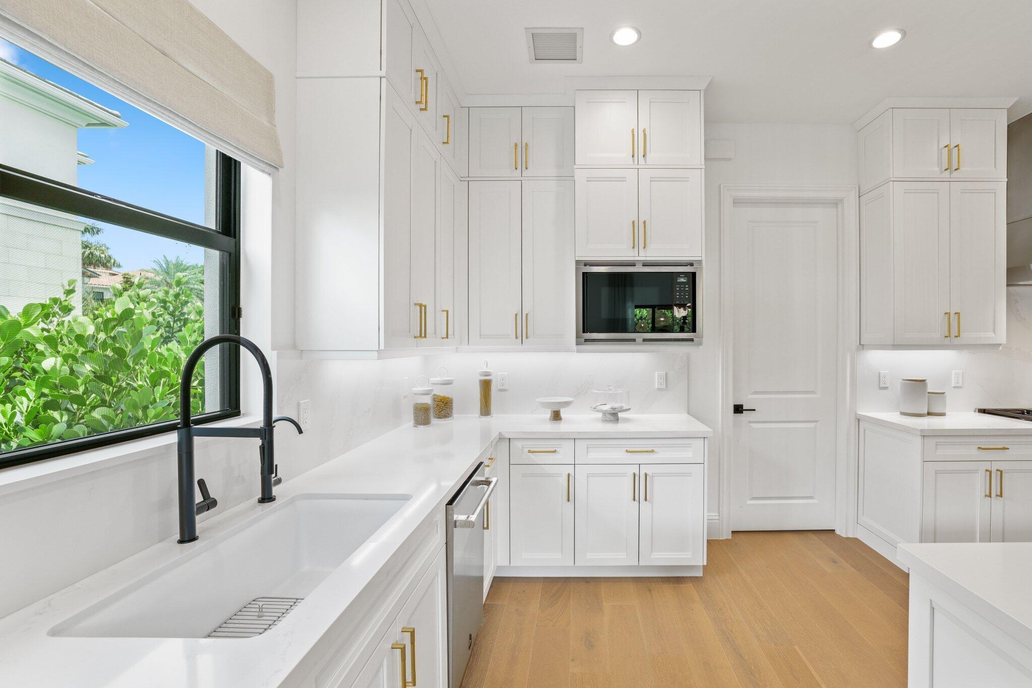 2704 NW 71st Boulevard